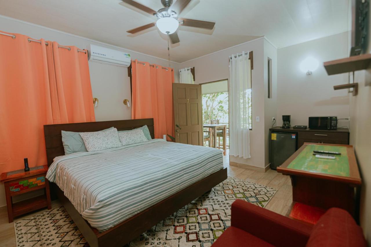 Oasis Diverse Adult Retreat Кепос Екстериор снимка