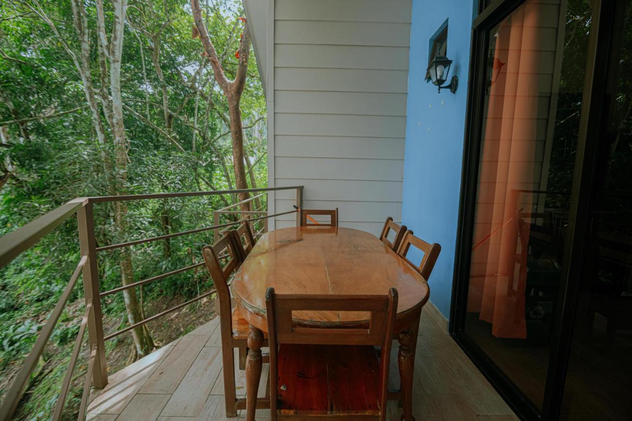Oasis Diverse Adult Retreat Кепос Екстериор снимка