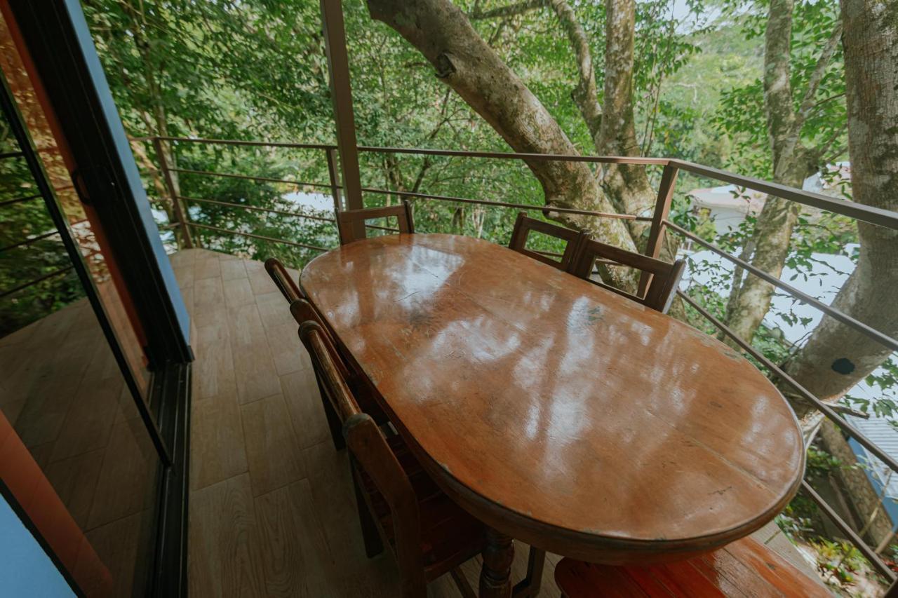 Oasis Diverse Adult Retreat Кепос Екстериор снимка